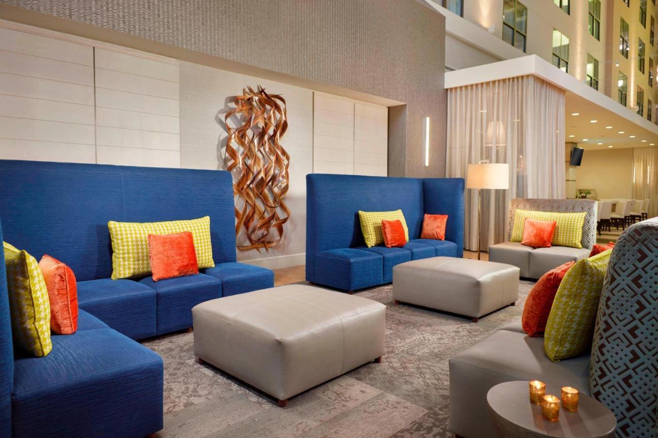 Courtyard Atlanta Decatur Downtown/Emory Hotel Екстериор снимка