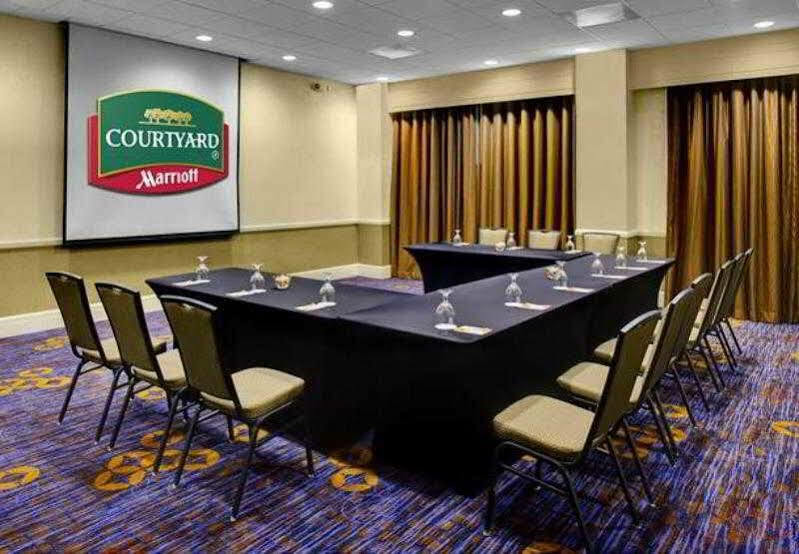 Courtyard Atlanta Decatur Downtown/Emory Hotel Екстериор снимка